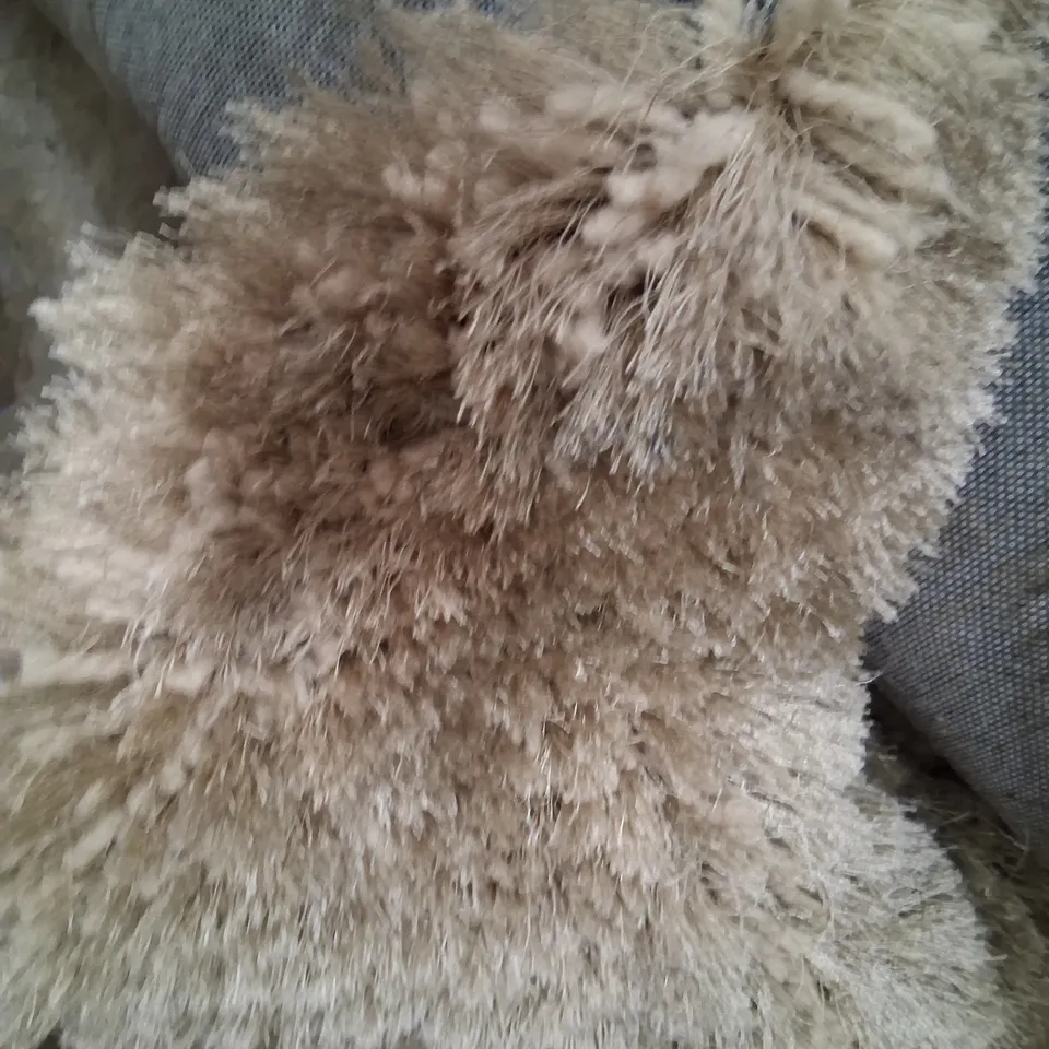 DESIGNER SHAGGY RUG