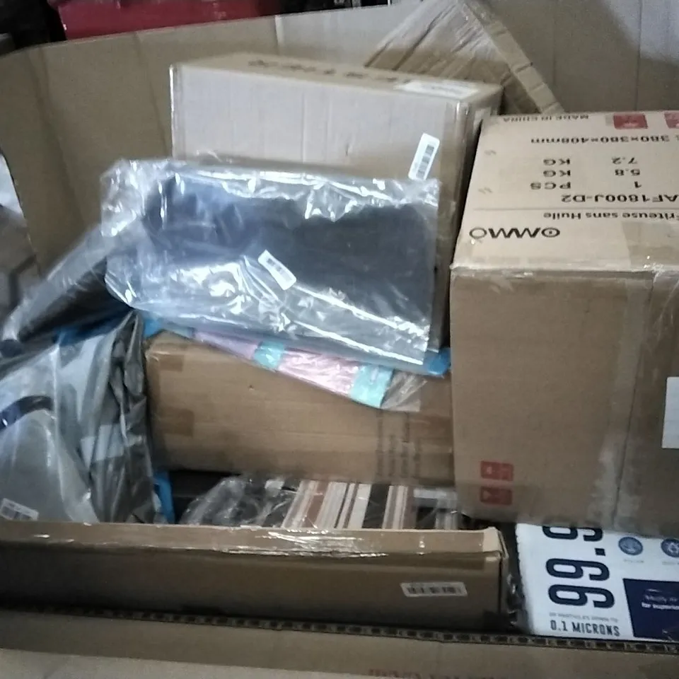 PALLET OF ASSORTED ITEMS INCLUDING KNITTING MACHINE, ANGEL SHIELD TOILET SEAT, KITCHEN FAUCET, FABIAN CLARKE PHOTO FRAMES, F&J OUTDOORS, ALPHA CAMP 