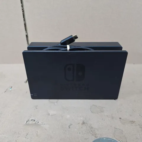 NINTENDO SWITCH DOCK (HAC-007)
