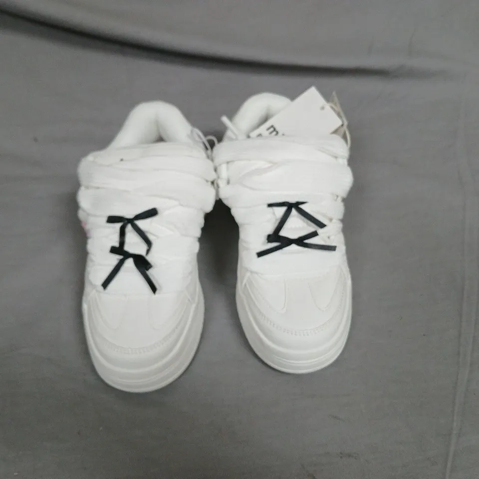 MIFFY X BERSHKA WHITE KIDS' TRAINERS – UK 2