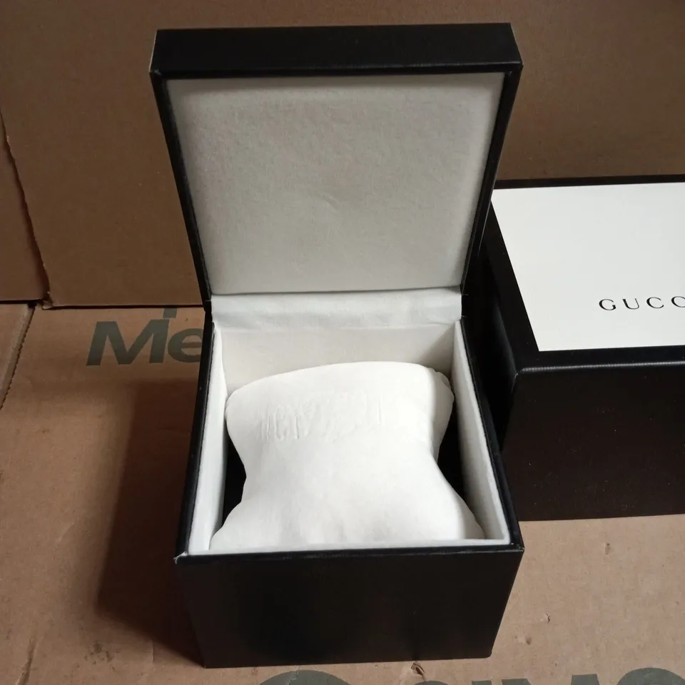 GUCCI BRANDED WATCH BOX