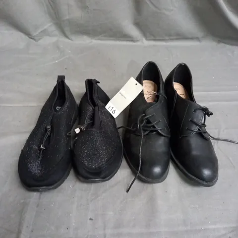 BOX OF 12 PAIRS OF ASSORTED GIRLS SCHOOL SHOES TO INCLUDE LILLEY AND GEORGE - VARIOUS SIZES