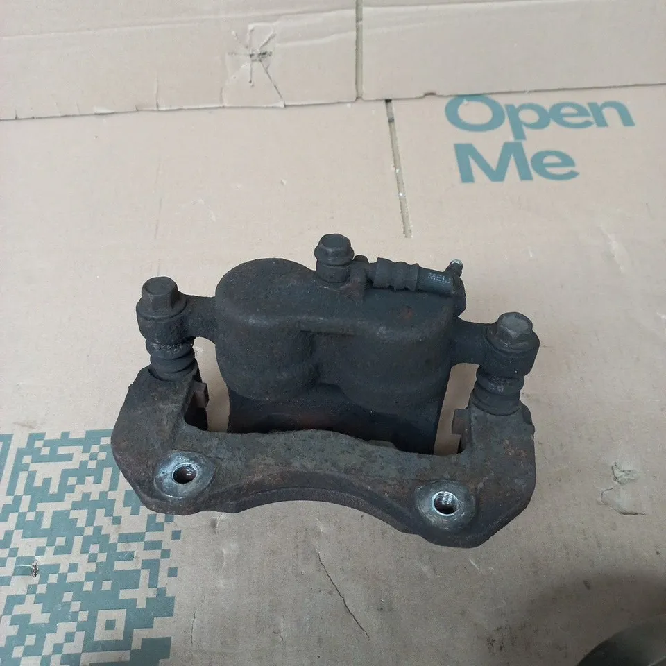 DC MOTOR WITH GEARBOX AND 3-JAW LATHE CHUCK – WORKSHOP COMPONENTS