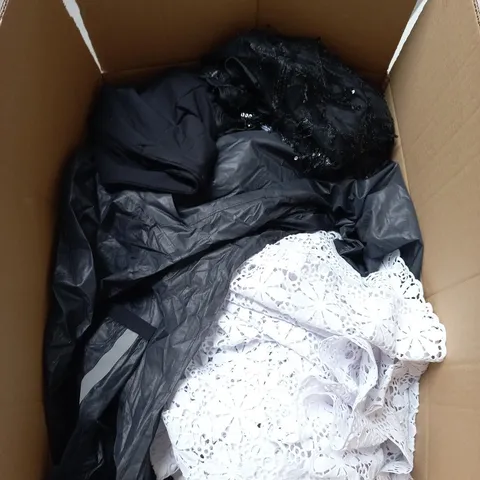 LARGE BOX OF APPROXIMATELY 20 ASSORTED CLOTHING ITEMS IN VARIOUS SIZES, STYLES AND COLOURS