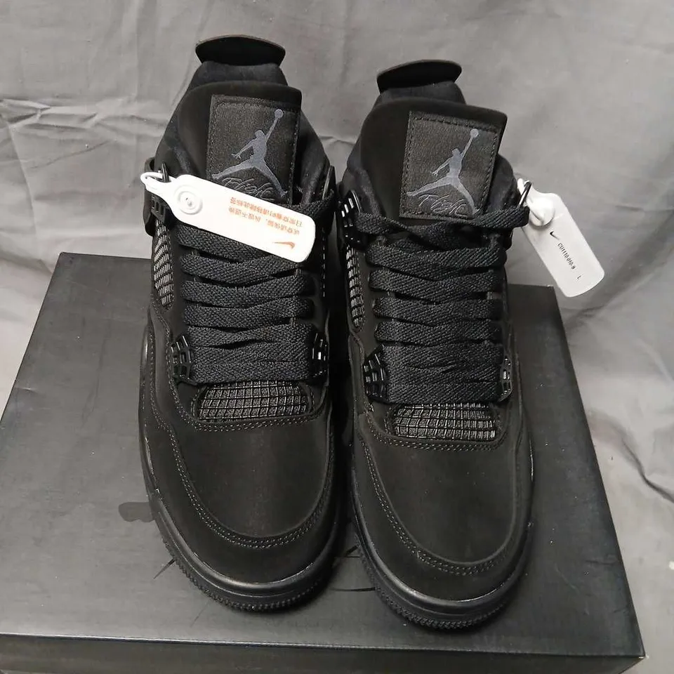 AIR JORDAN 4 RETRO – BLACK/WOLF GREY, MEN'S US9 (UK8) SNEAKERS