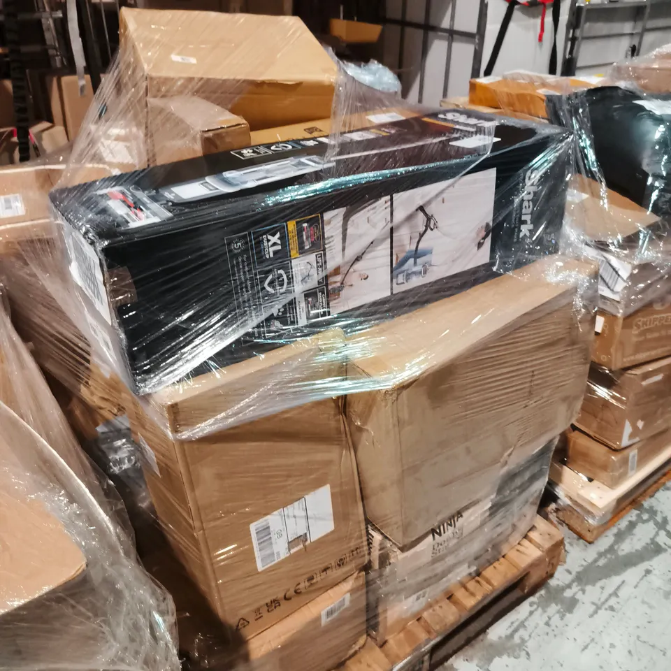 PALLET OF APPROXIMATELY 22 ASSORTED PRODUCTS TO INCLUDE: