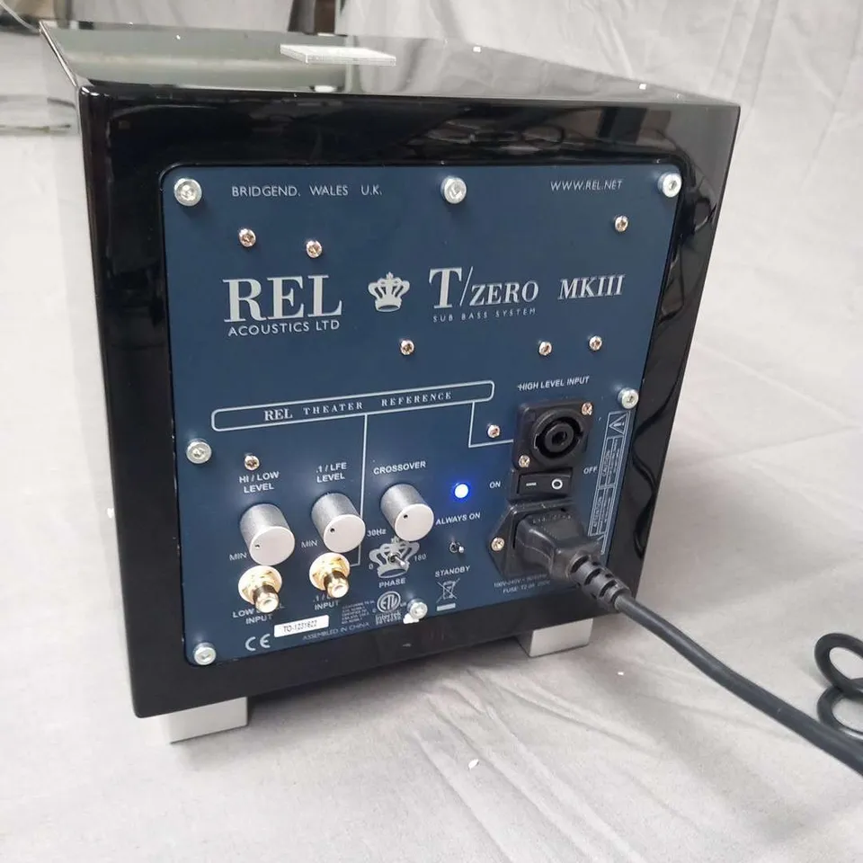 REL TZERO MK3 BLACK SUBWOOFER