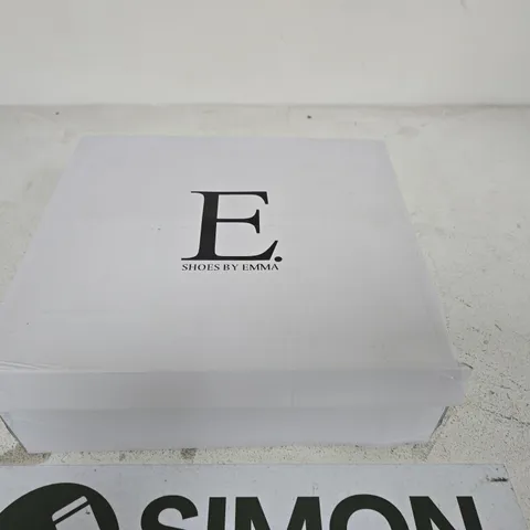 E. Shoes by Emma Stockholm Boots – Black, UK 8
