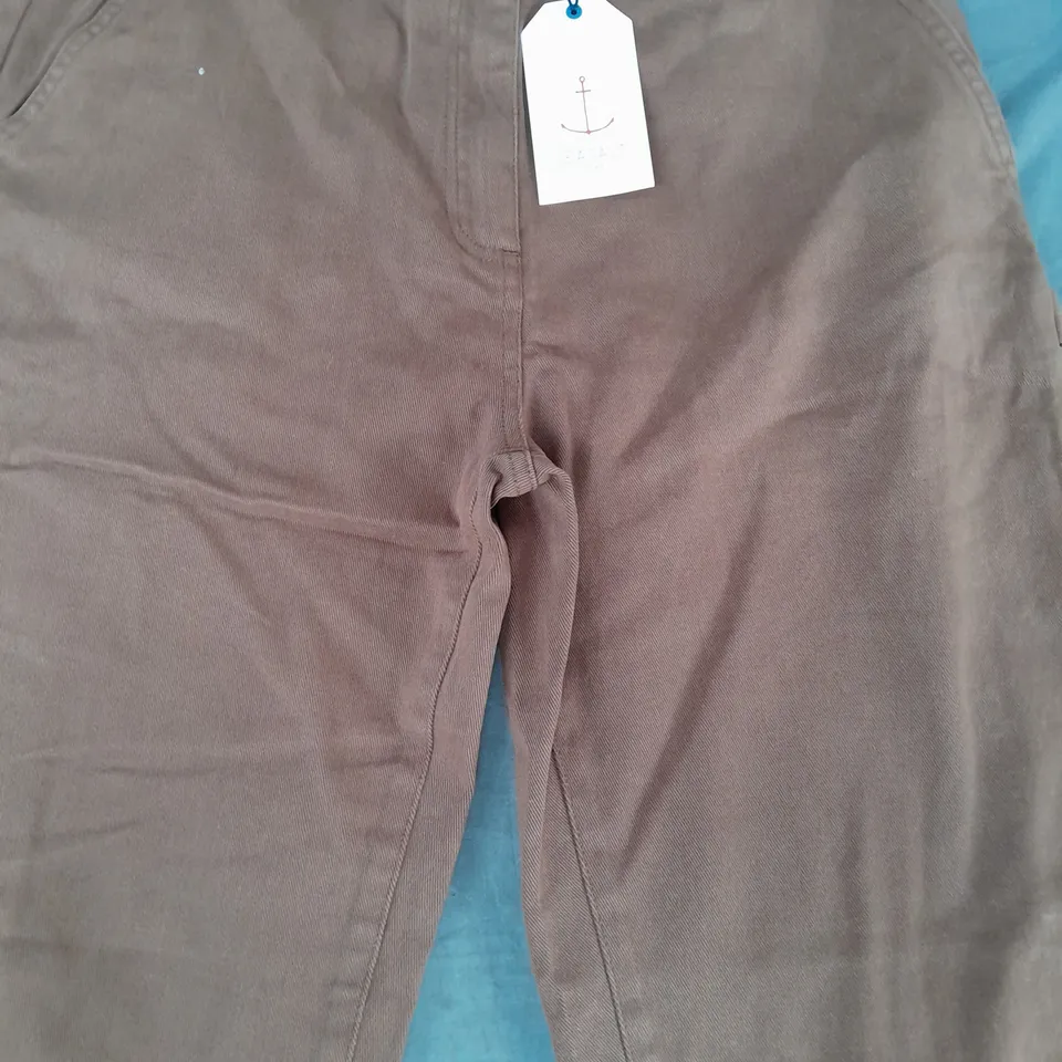 SEASALT CORNWALL CLIF PICNIC TROUSERS IN BROWN SIZE 12