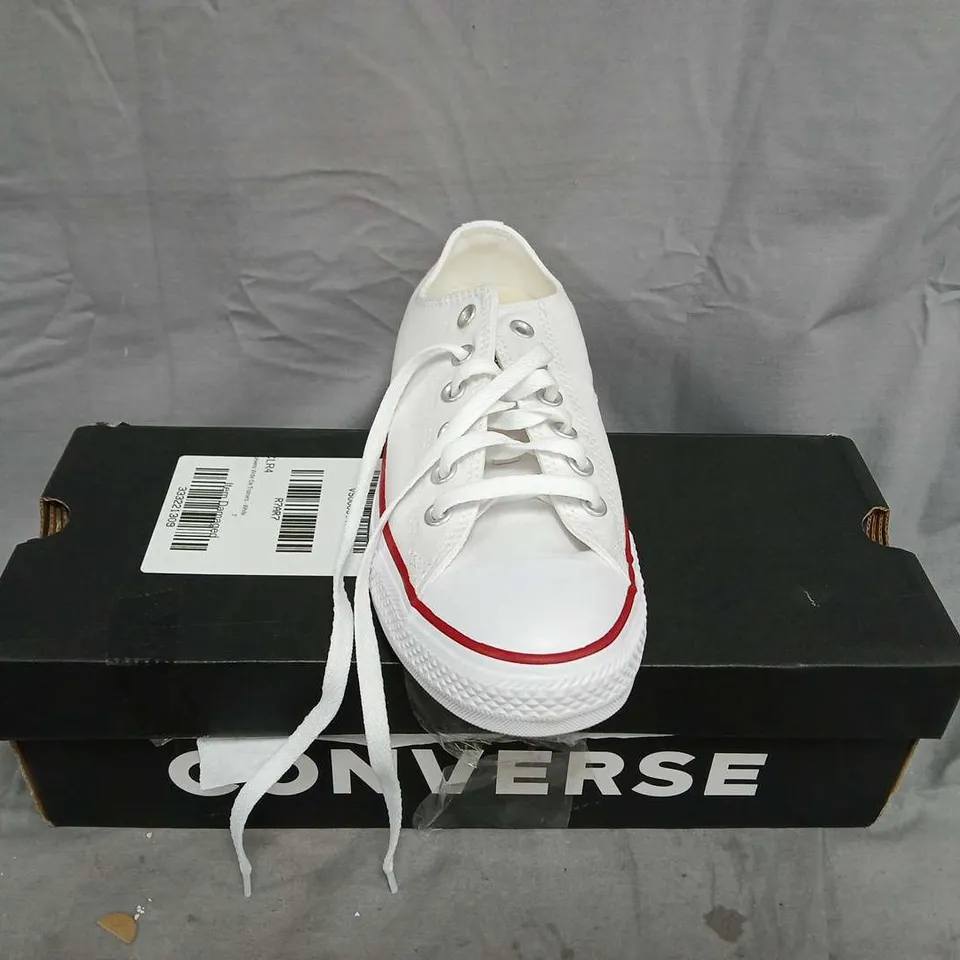 BOXED CONVERSE WIDE OX TRAINERS - WHITE (UK 7)