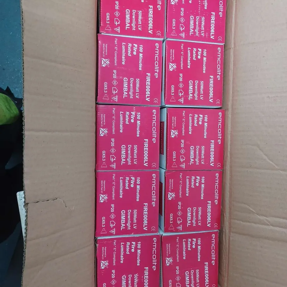 LOT CONTAINING 220 EMCOLITE FIRE006LV 100 MINUTES FIRE RATED MR16 12V LOW VOLTAGE GIMBAL DOWNLIGHTS