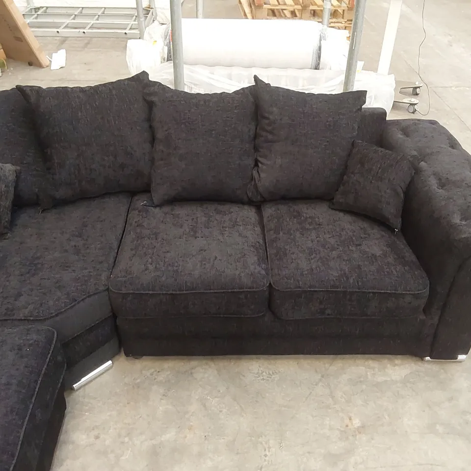 DESOUSA FABRIC UPHOLSTERED CORNER SOFA - BLACK 