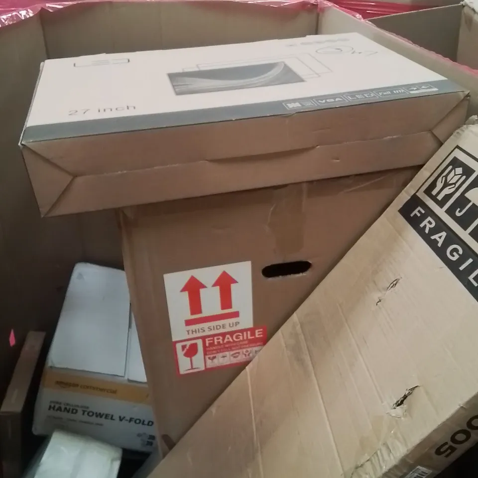 PALLET CONTAINING VARIOUS ASSORTED BOXED HOUSEHOLD ITEMS TO INCLUDE: BABY STROLLER,KNITTING MACHINE,POP UP TENT,AND LOTS MORE UNMARKED BOXED ITEMS 