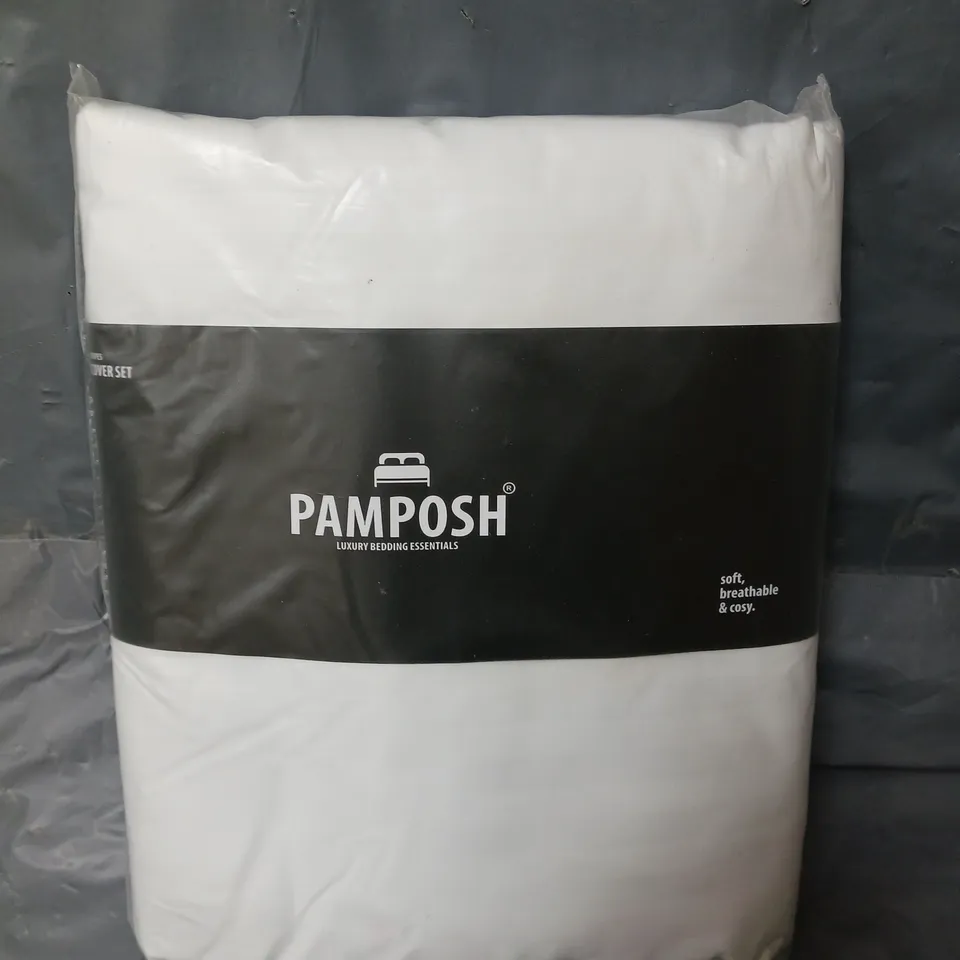 PAMPOSH EMBOSSED STRIPES DUVET COVER SET IN WHITE - DOUBLE