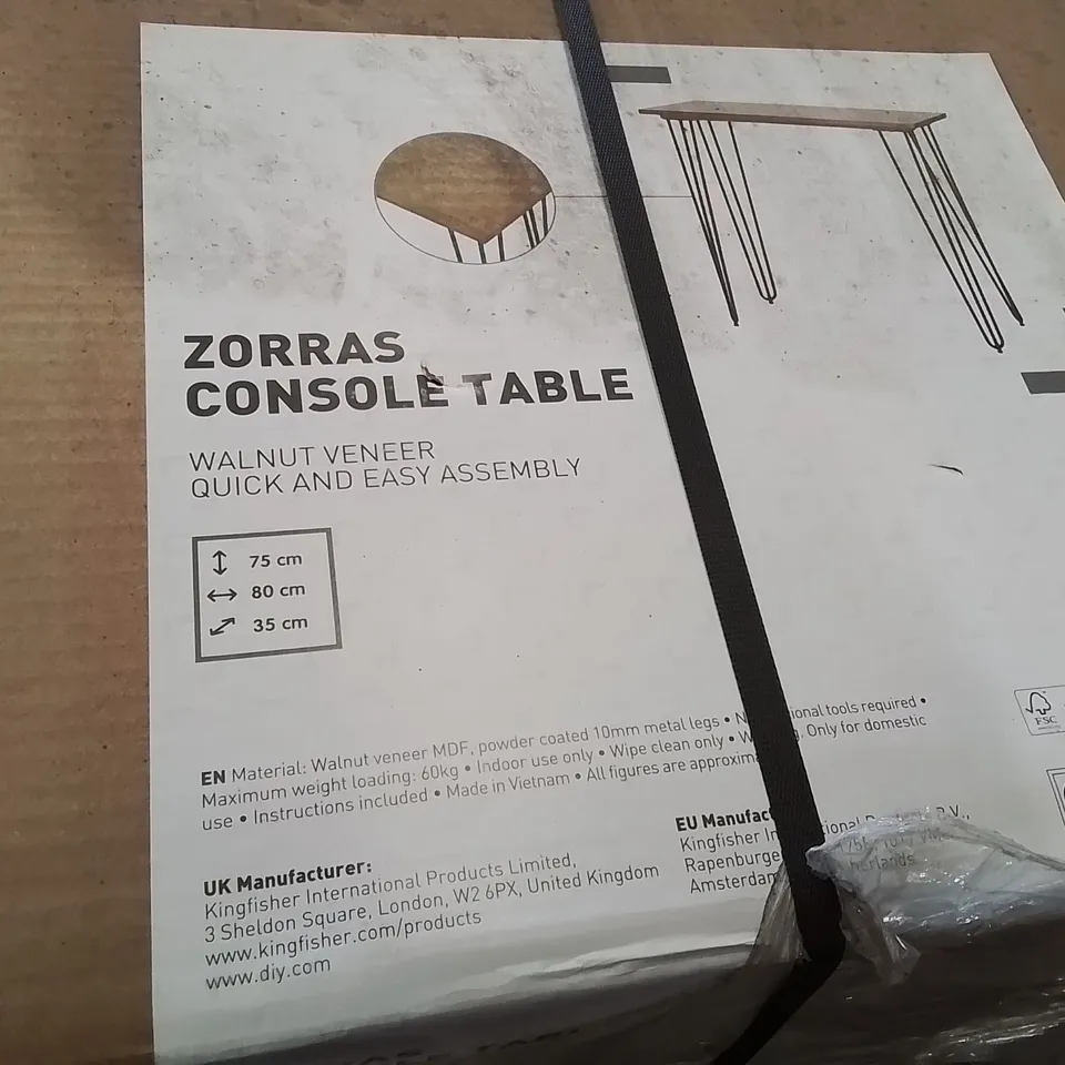 PALLET CONTAINING A LARGE QUANTITY OF BRAND NEW ZORRAS CONSOLE TABLES