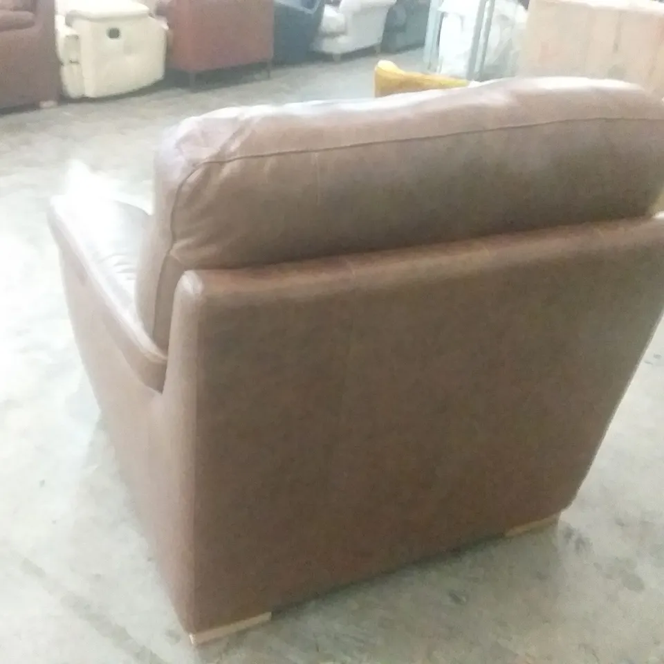 QUALITY DESIGNER VIRGILIO CHAIRS WITH SMALL ARMS - BRANDY LEATHER