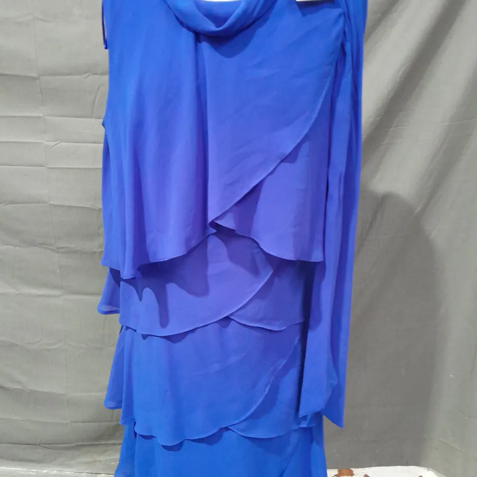 GINA BACCONI LAYERED BLUE ONE SLEEVE DRESS - 18