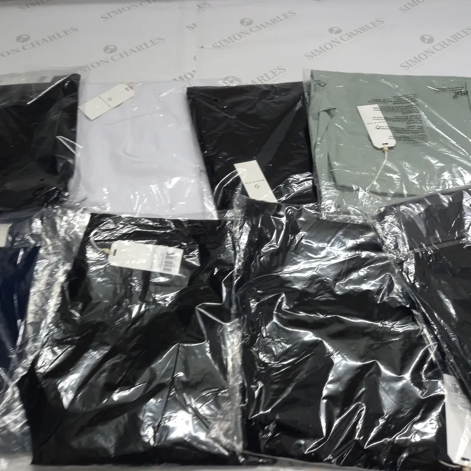 LOT OF 8 BAGGED MAISON DE NIMES BENGALINE STRETCH CAPRI TROUSERS - VARIOUS SIZES AND COLOURS 