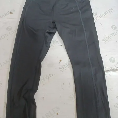 GYMSHARK POCKET LEGGINGS IN BLACK - XS