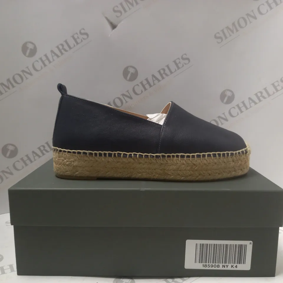 BOXED HOBBS ALICIA ESPADRILLE IN NAVY - SIZE 5