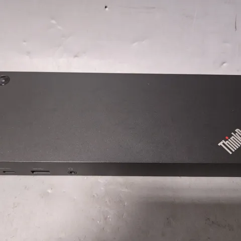 LENOVO THINKPAD HYDRID USB-C WITH USB-A DOCK 