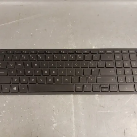 HP WIRELESS KEYBOARD