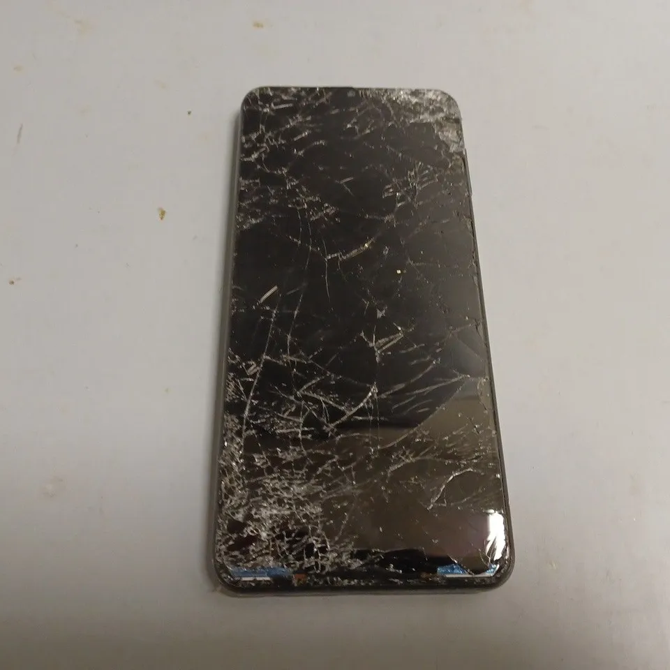 SAMSUNG SMARTPHONE - MODEL UNSPECIFIED