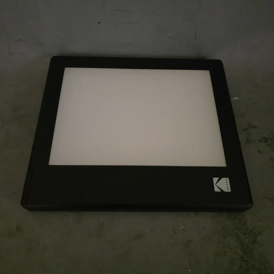 KODAK LED LIGHT PANEL 