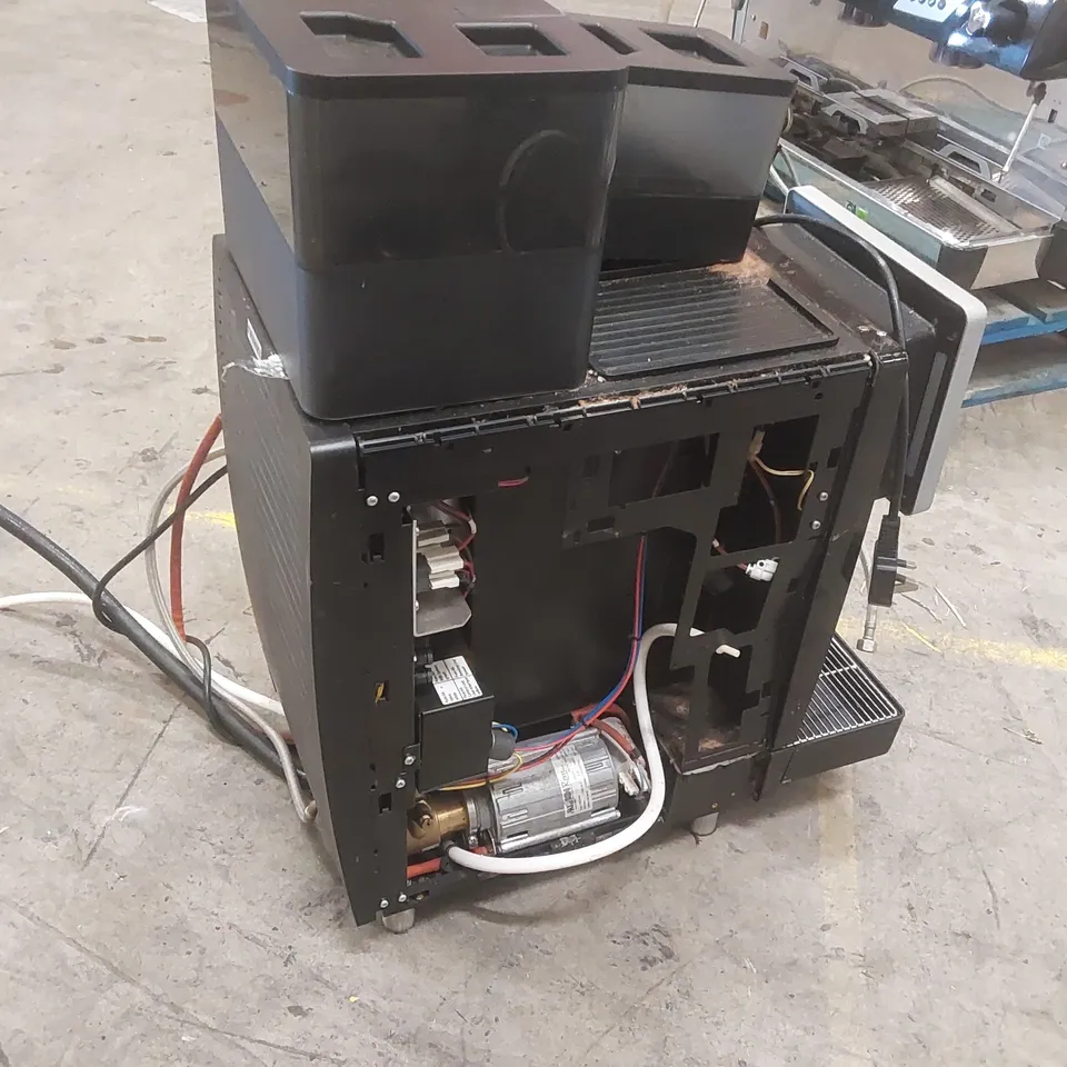 FRANKE A600 COMMERCIAL COFFEE MACHINE