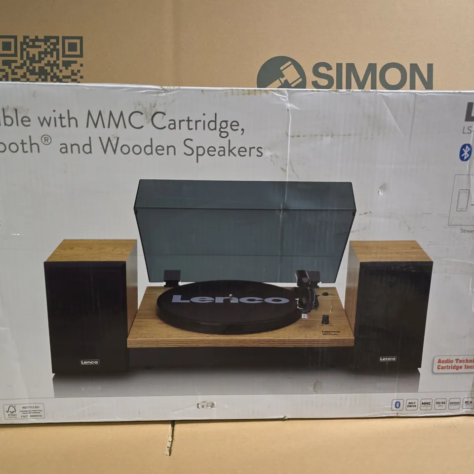 LENCO LS-300WD BELT DRIVE TURNTABLE WITH BLUETOOTH AND WOODEN SPEAKERS 