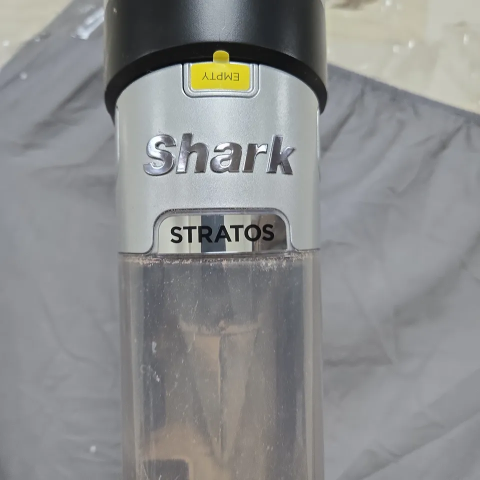 SHARK STRATOS DUOCLEAN ANTI-HAIR-WRAP PLUS CORDED STICK VACUUM CLEANER