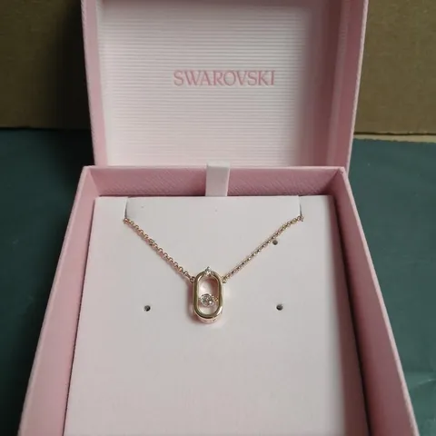 SWAROVSKI NECKLACE WITH CRYSTAL PENDANT – PINK BOX
