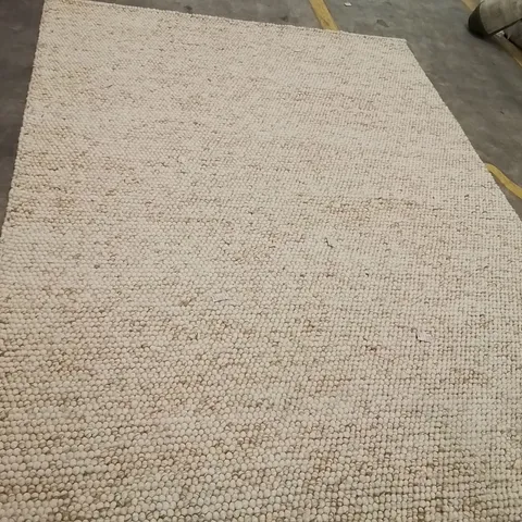 QUALITY DESIGNER AREA RUG APPROXIMATELY 290X195CM