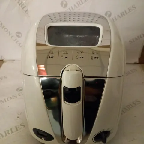 BREVILLE EASY CLEAN DIGITAL FRYER 