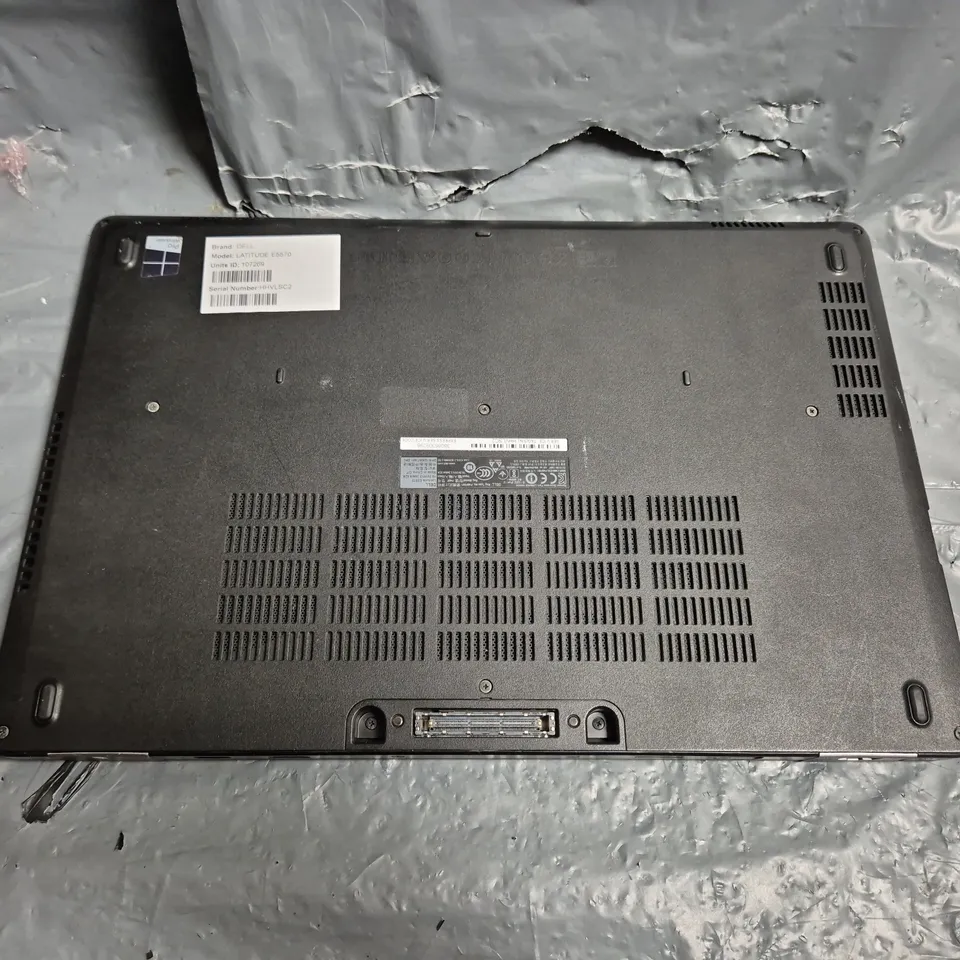 DELL LATITUDE E5570 LAPTOP