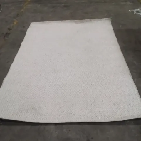 QUALITY DESIGNER AREA RUG - APPROXIMATELY 208x149