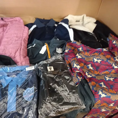 LARGE QUANTITY OF ASSORTED CLOTHING ITEMS