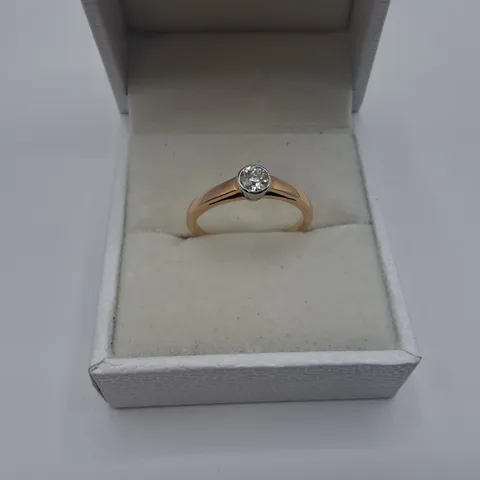 SOLITARE RING SET WITH NATURAL RUB OVER DIAMOND