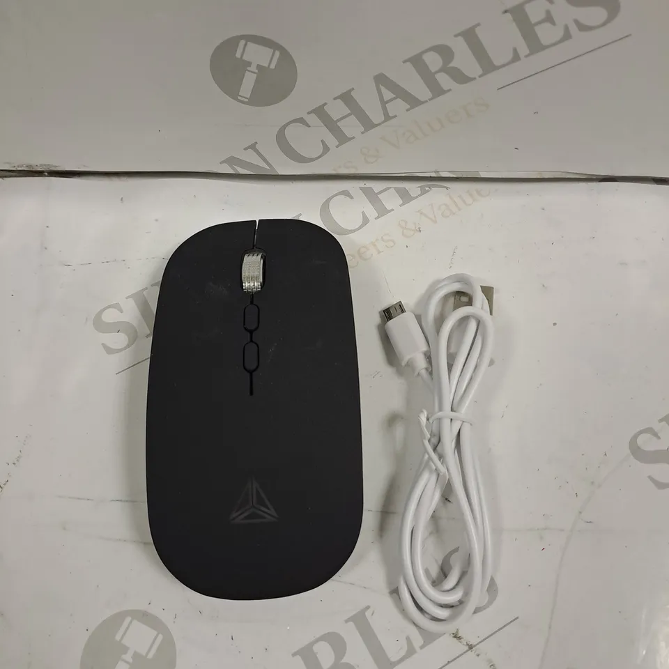 BOX OF 5 ASSORTED ITEMS TO INCLUDE POWERBEAST FAN, WIRELESS EARPHONES, KEYBOARD MOUSE 