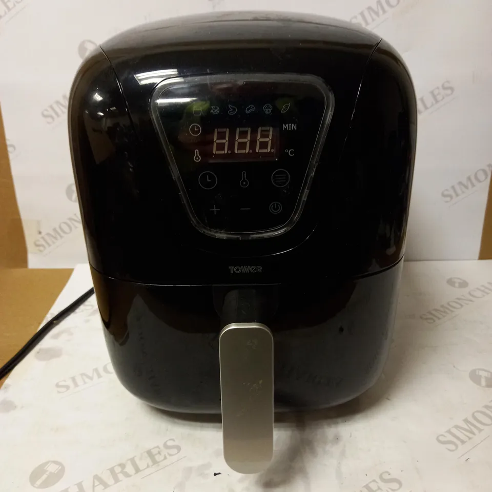 TOWER VORTX DIGITAL AIR FRYER 