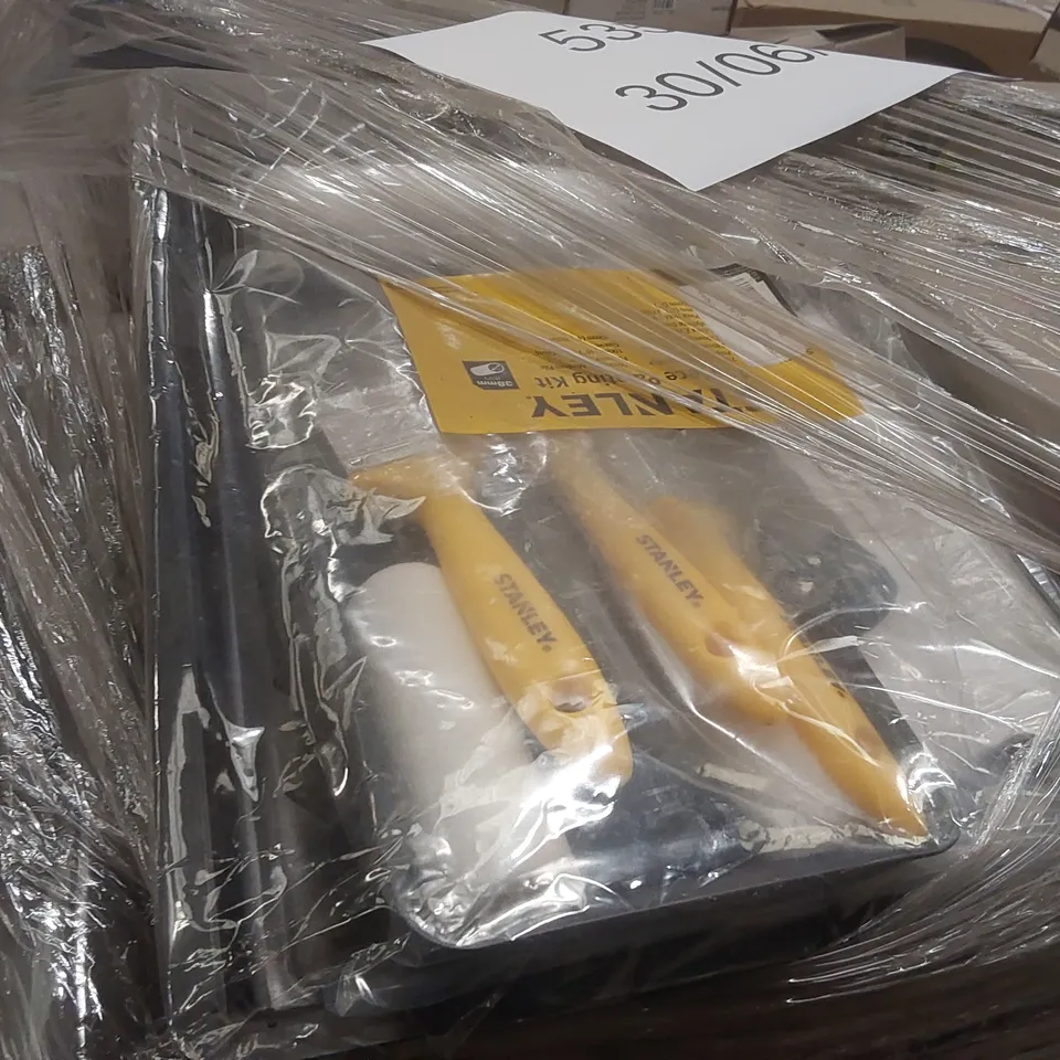 PALLET TO CONTAINING A VERY LARGE QUANTITY OF ASSORTED ITEMS INCLUDING: RUBBER DUCKS, VACUUM BAG HANGERS, 21 PIECE BBQ UTENSILS SETS, STANLEY PAINTING KITS ECT