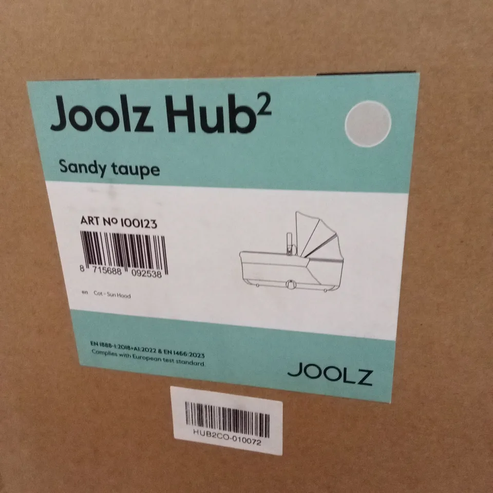 BOXED JOOLZ HUB² CARRYCOT - SANDY TAUPE