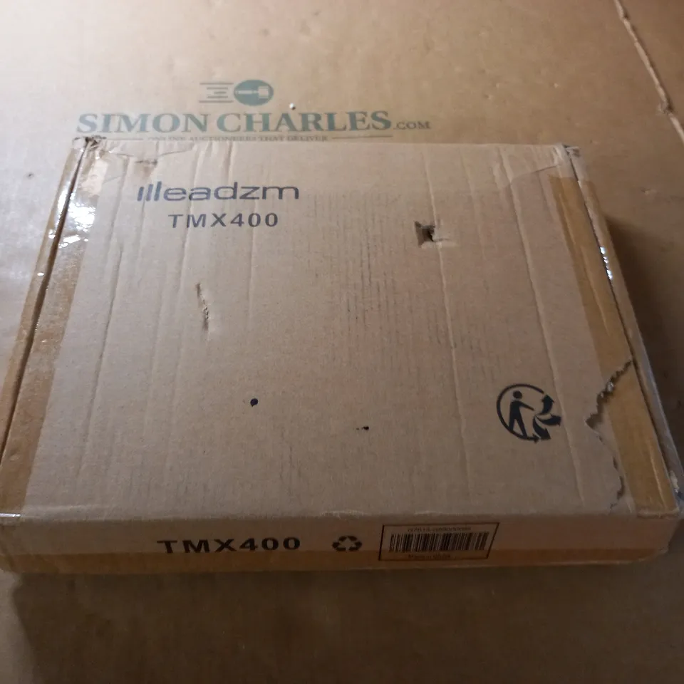 TMX400 WALL MOUNTED MONITER ARM