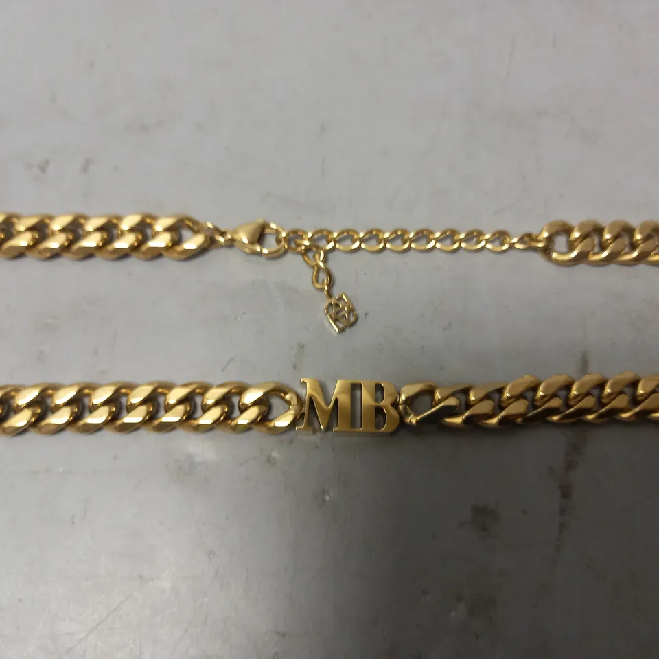 BOXED ABBOTT LYON CUSTOM INITIAL CHAIN NECKLACE IN GOLD