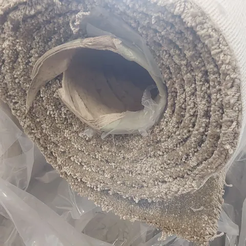 ROLL OF QUALITY ULTIMATE IMPRESSIONS BARONIAL CARPET - APPROXIMATELY 7.5 x 4m