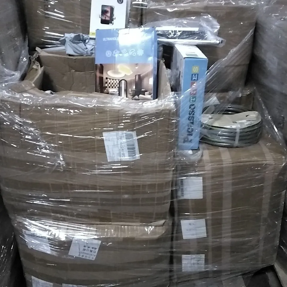PALLET OF HOUSEHOLD ITEMS TO INCLUDE GARDEN HOSE, BAGGED BUTTERFLY HAIR CLIPS , PICASSO TILES, ULTRAVIOLET DISINFECTION LAMP AND OTHER ASSORTED ITEMS...