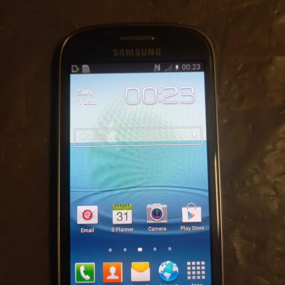 SAMSUNG GALAXY S3 MINI GT-I8190N