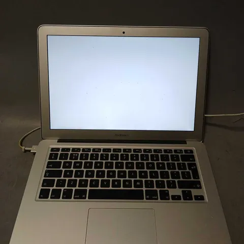 APPLE MACBOOK AIR A1466, 13.3''