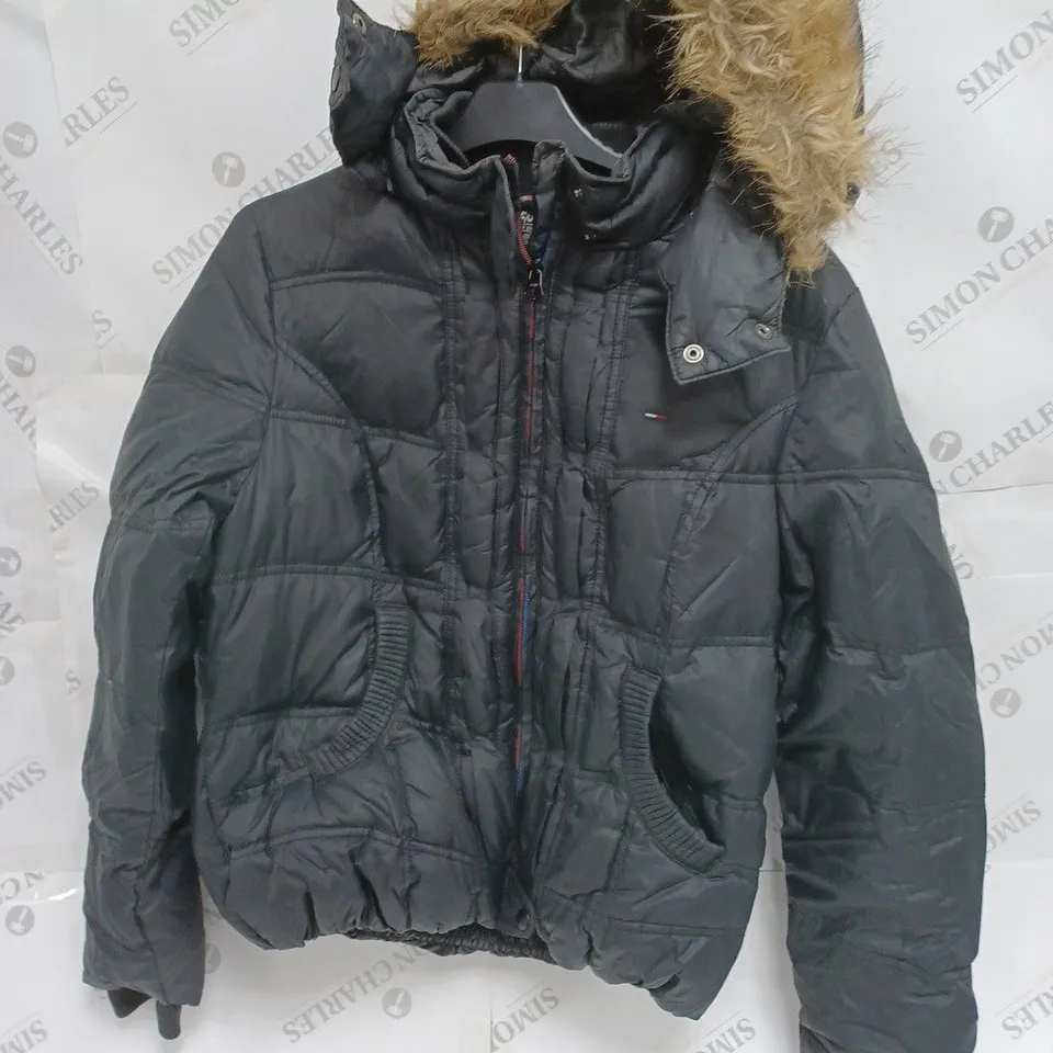HILFIGER DENIM 1985 BLACK HOODED COAT- LARGE