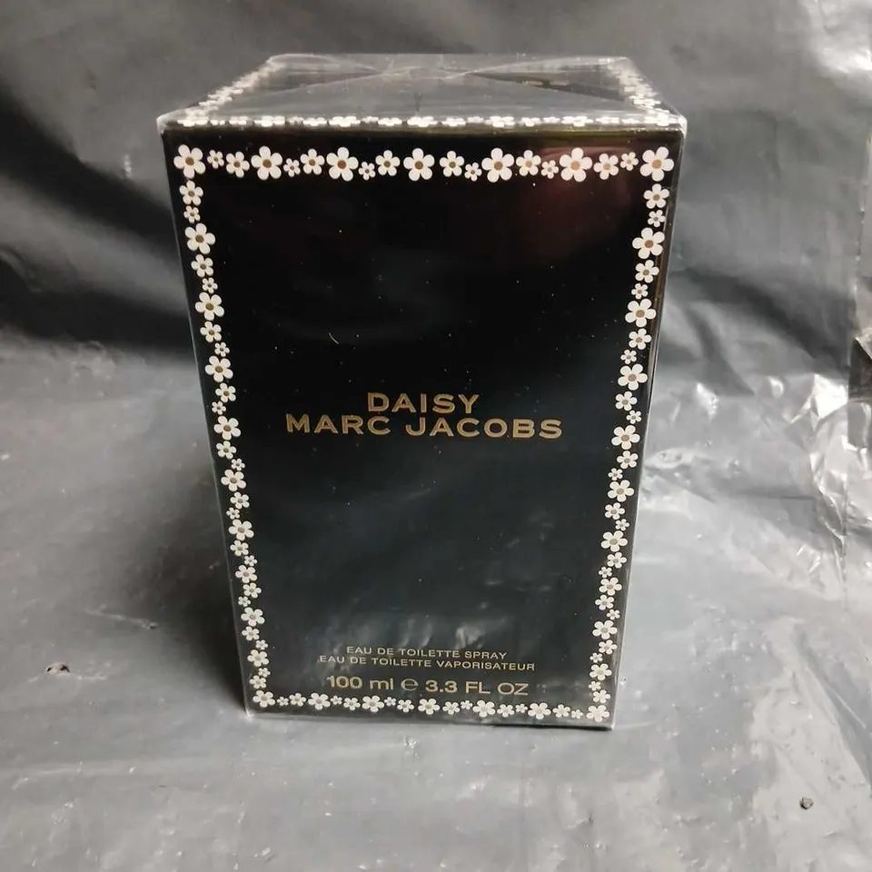 BOXED AND SEALED MARC JACOBS "DAISY" EAU DE TOILETTE, 100ML
